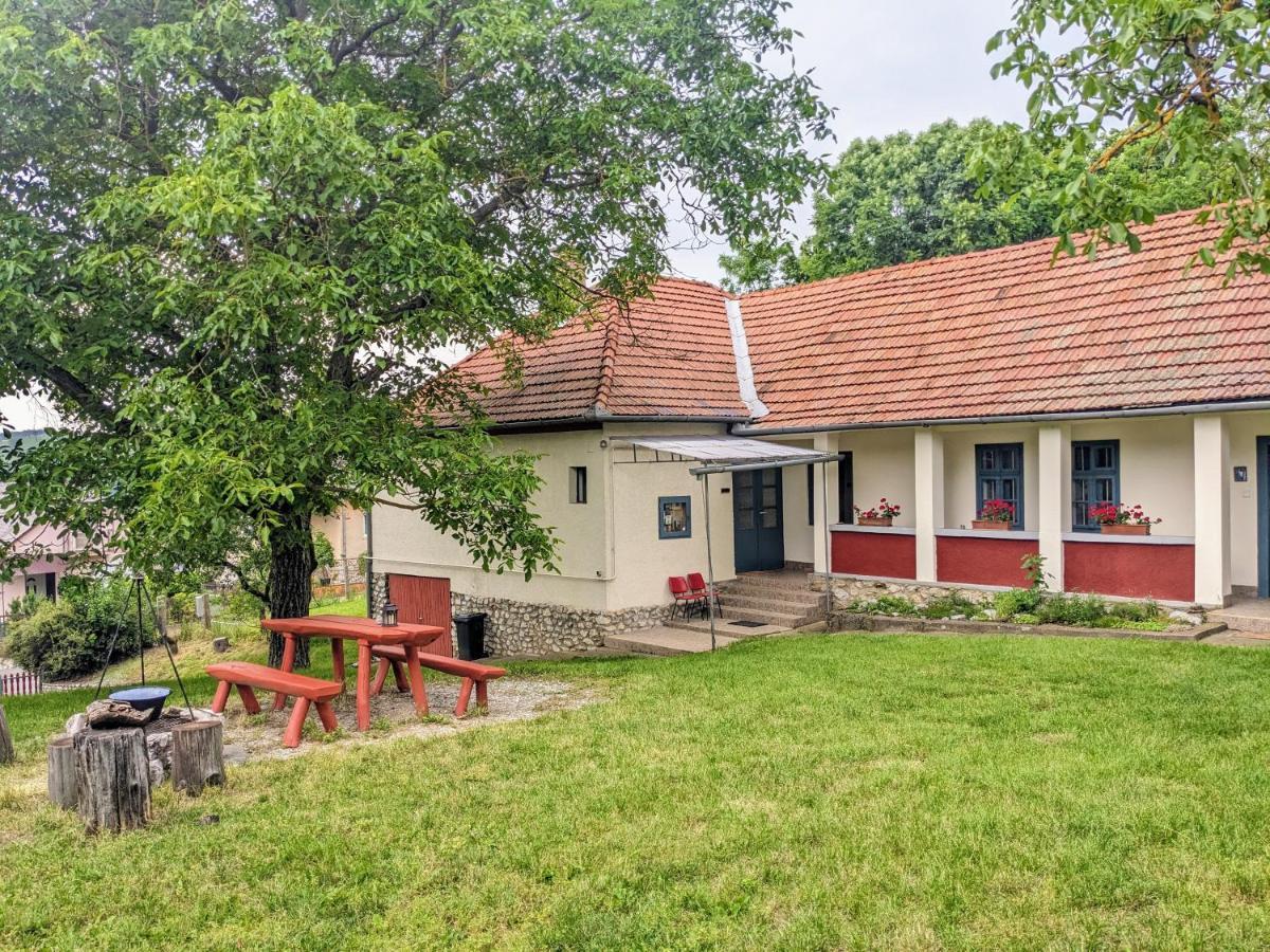 Guest House Magyar Route 66 Szilvásvárad Pokoj fotografie